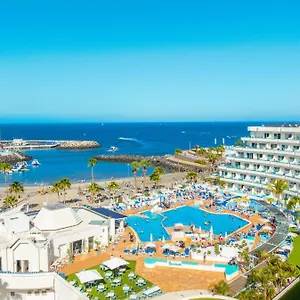 Hovima La Pinta Beachfront Family Адехе